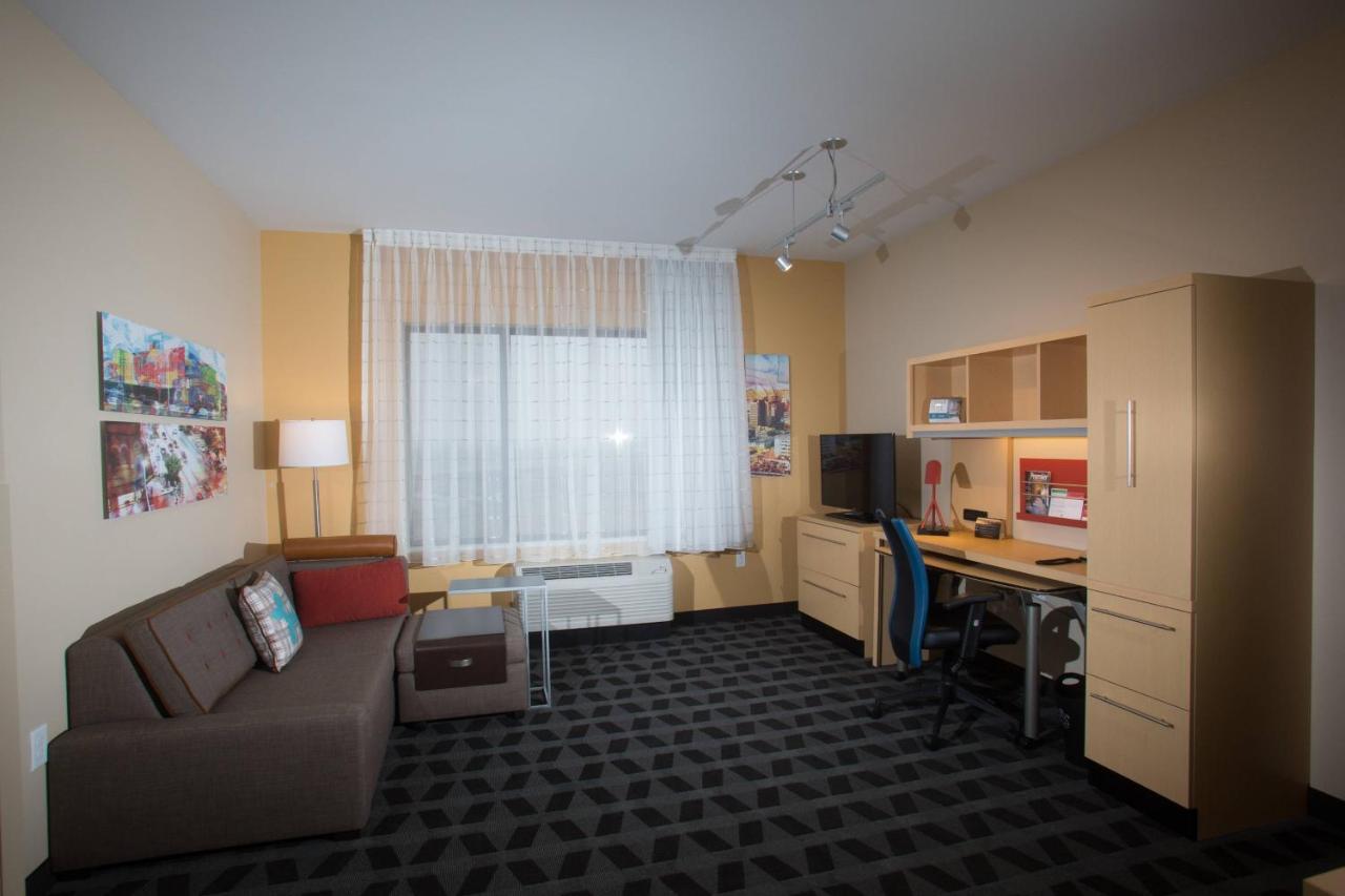 Towneplace Suites By Marriott Lincoln North Exterior photo