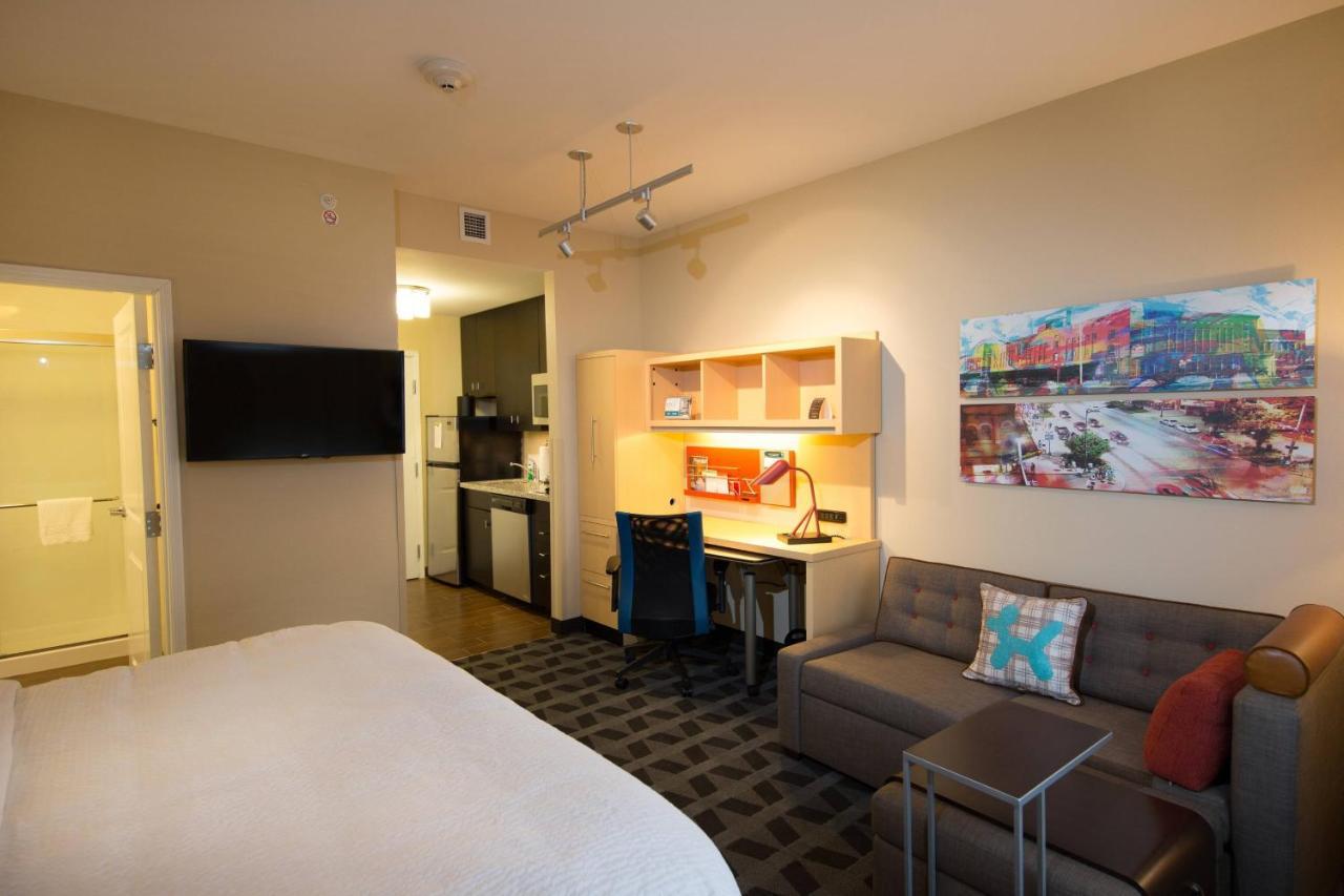 Towneplace Suites By Marriott Lincoln North Exterior photo
