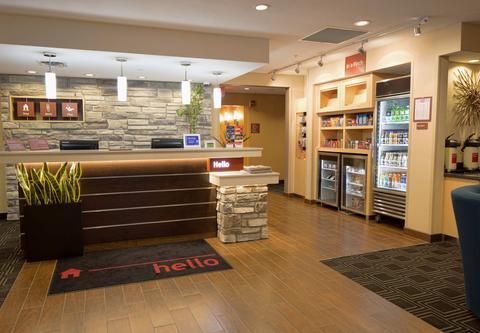 Towneplace Suites By Marriott Lincoln North Exterior photo