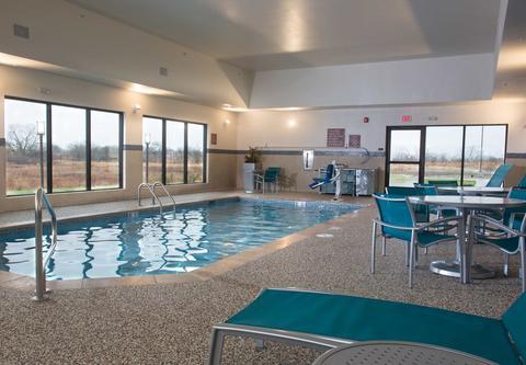 Towneplace Suites By Marriott Lincoln North Exterior photo