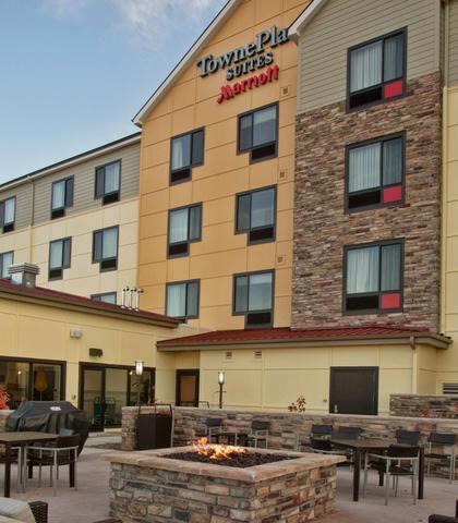 Towneplace Suites By Marriott Lincoln North Exterior photo
