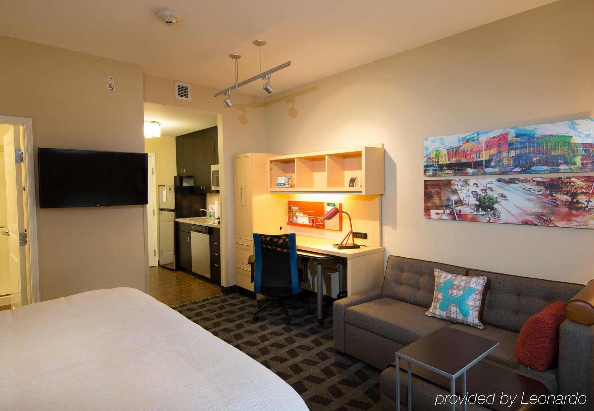 Towneplace Suites By Marriott Lincoln North Exterior photo