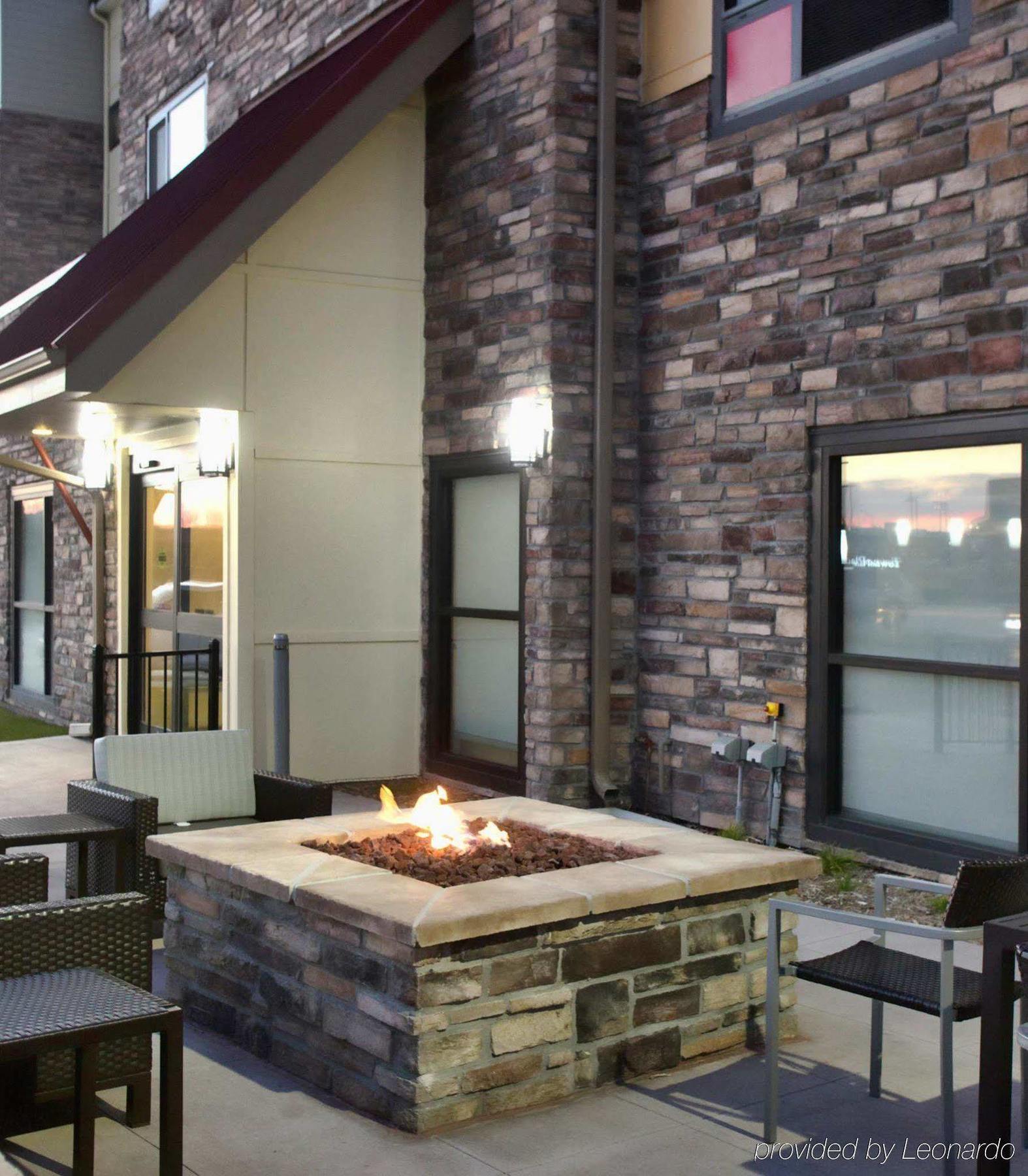Towneplace Suites By Marriott Lincoln North Exterior photo